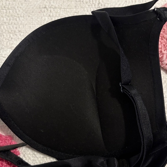 Victoria's Secret Black Smooth Padded T-Shirt Bra - Picture 4 of 7
